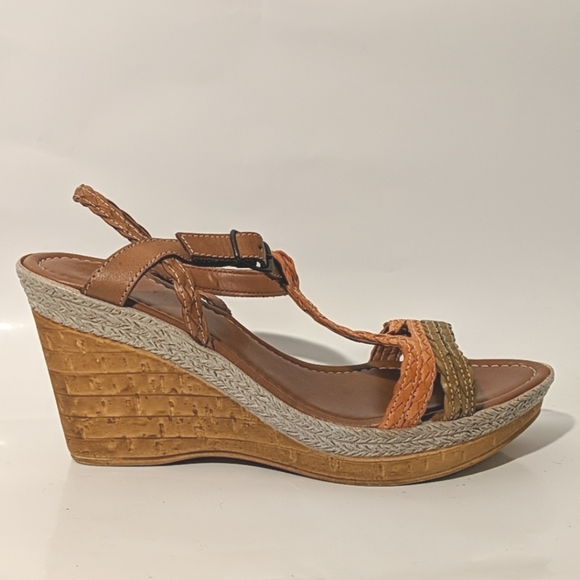 Kelly & Katie Wedges - Picture 5 of 5